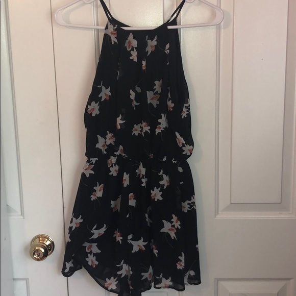 Lush Style Finds Other - Red and white flowered black romper